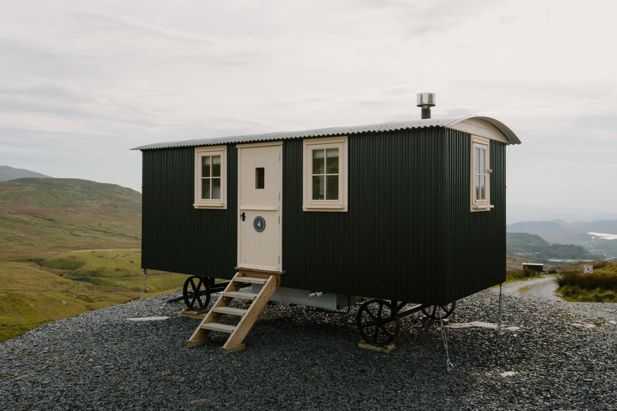 Hotel Barlwyd Glamping Blaenau Ffestiniog Exteriér fotografie
